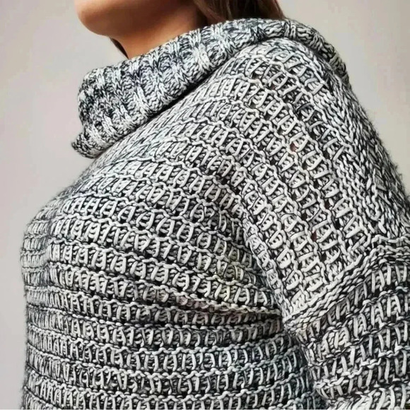 Volcom Turtleneck Knit Sweater - Small - Picture 7 of 9